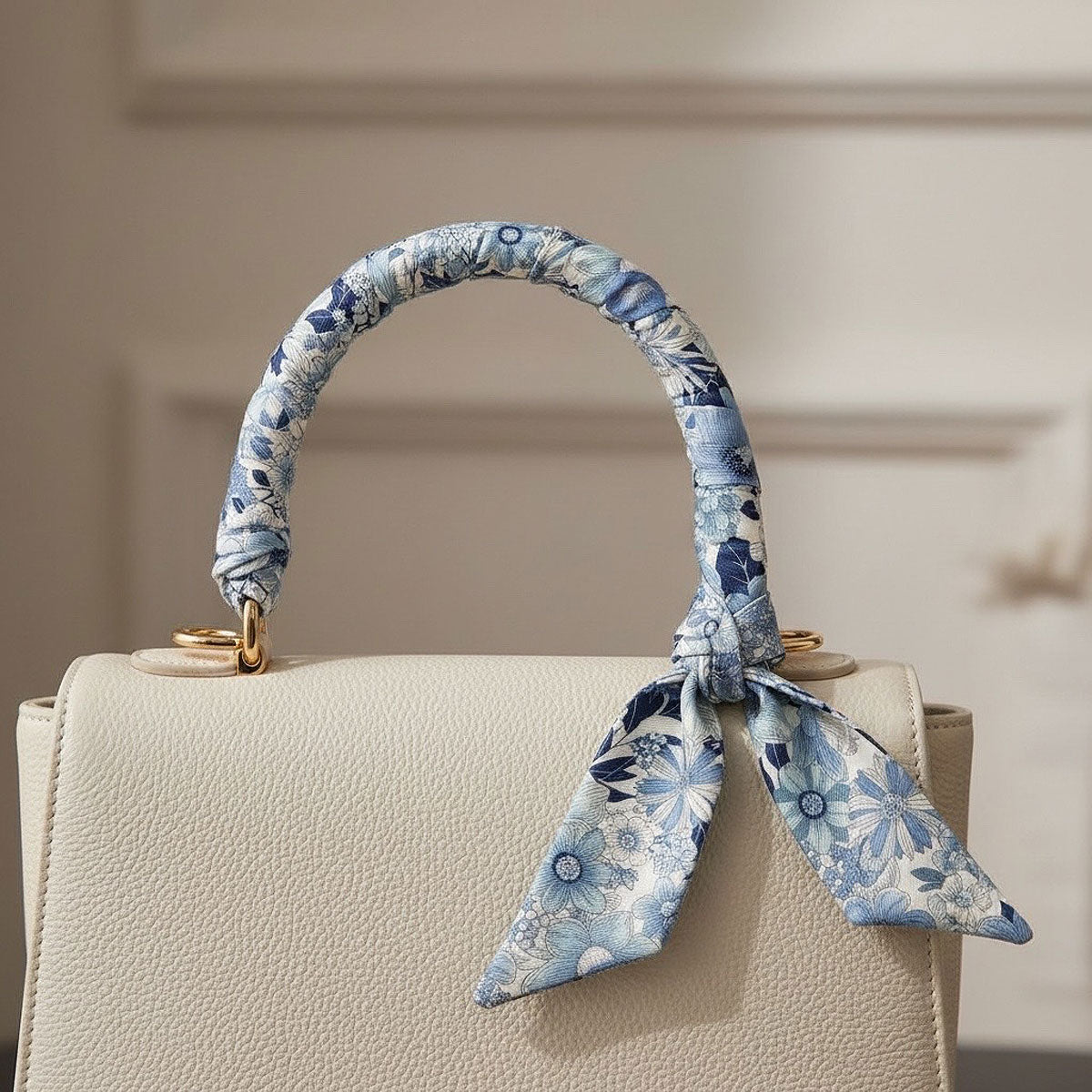 #4225 3.7oz Vintage Petals & Paisleys Japanese Cotton Poplin Twilly