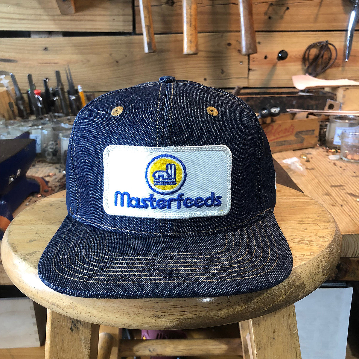 VINTAGE 1980's "MASTERFEEDS" Patch - 14oz TEXAS Denim Snapback HAT